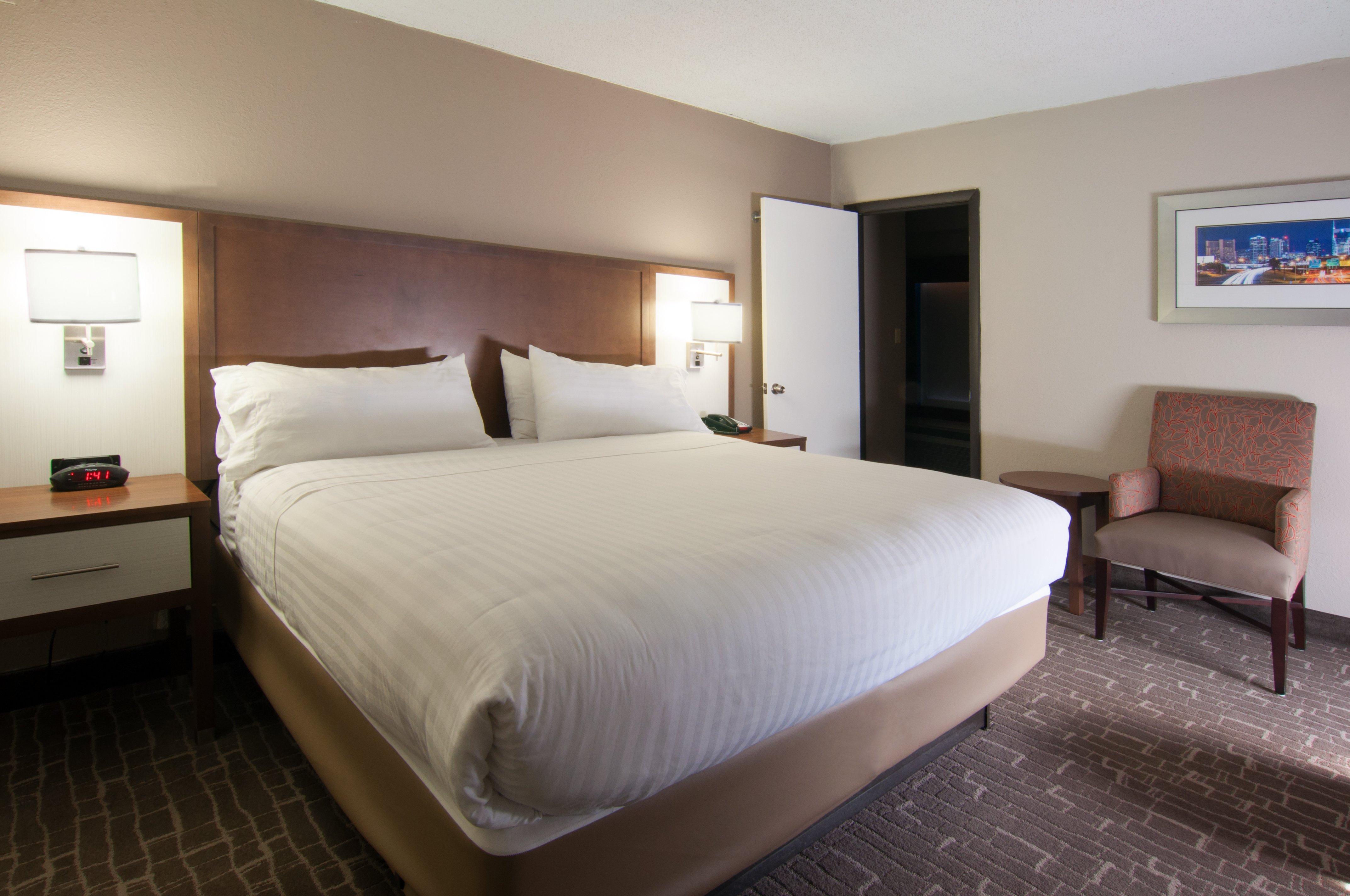 Holiday Inn Express & Suites Nashville-I-40 & I-24 Exteriör bild